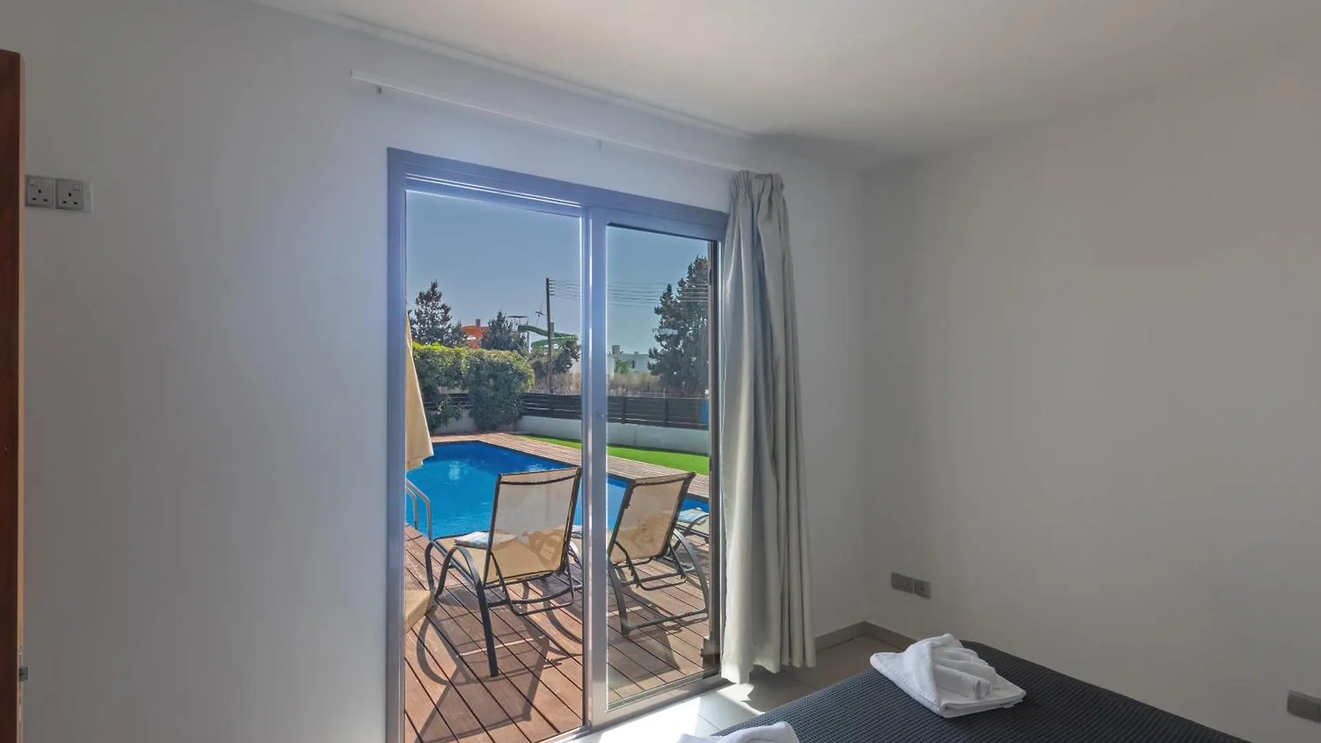 Sea Satin Villas - Ayia Napa Center