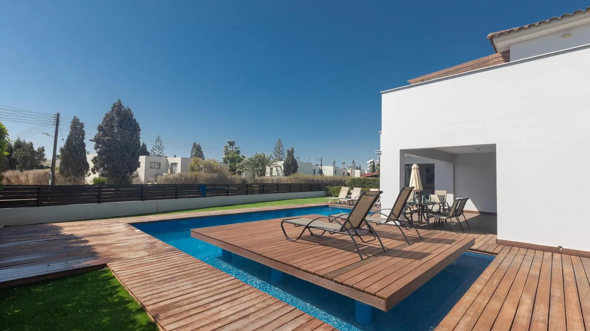 Sea Satin Villas - Ayia Napa Center