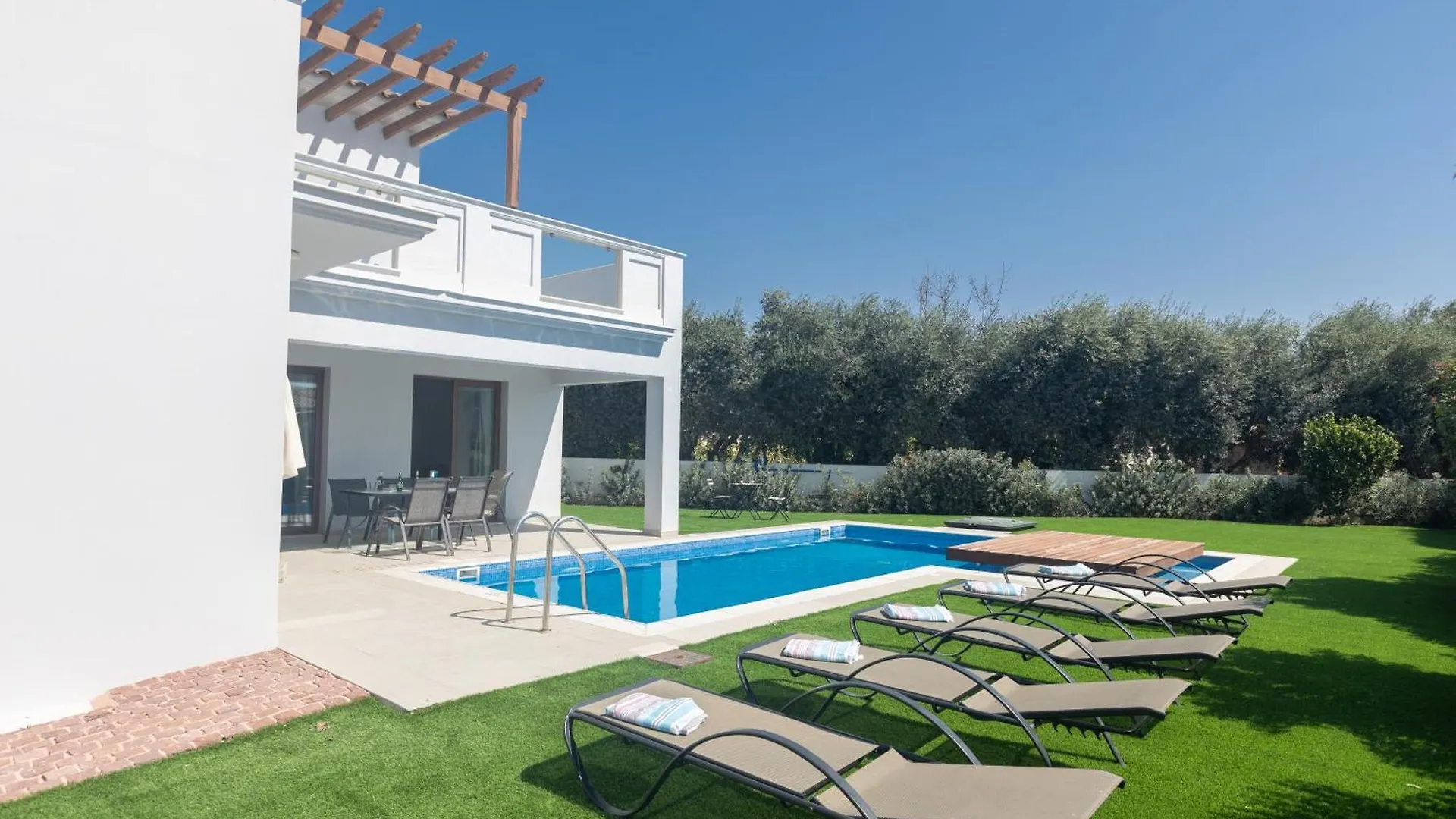 Sea Satin Villas - Ayia Napa Center